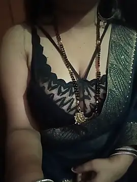 Snapshot of Soniya_444 chatting on 05-31-26, 06:09 Soniya 444 online show from 05-31-26, 06:09