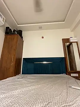 ahista online show from 03-22-26, 05:49