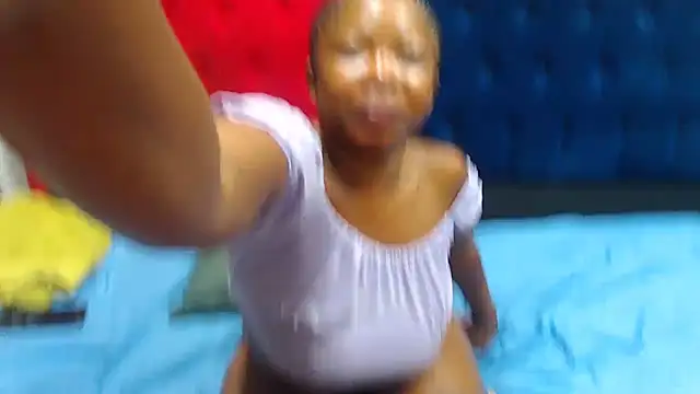 EROTIC BARBIE28 online show from 03-05-25, 07:06