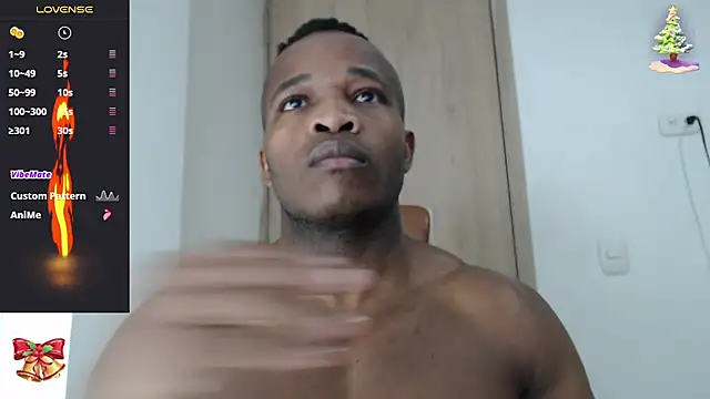 Snapshot of thomsom23 chatting on 12-16-25, 04:12 thomsom23 online show from 12-16-25, 04:12