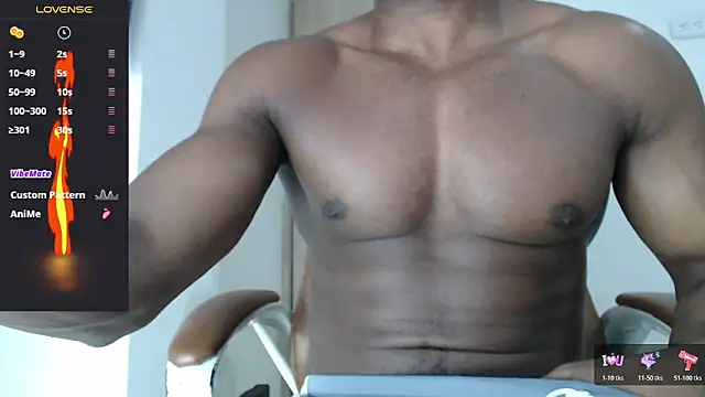 Snapshot of thomsom23 chatting on 01-06-26, 04:54 thomsom23 online show from 01-06-26, 04:54