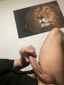 Big XXL1 online show from 12-21-24, 12:20