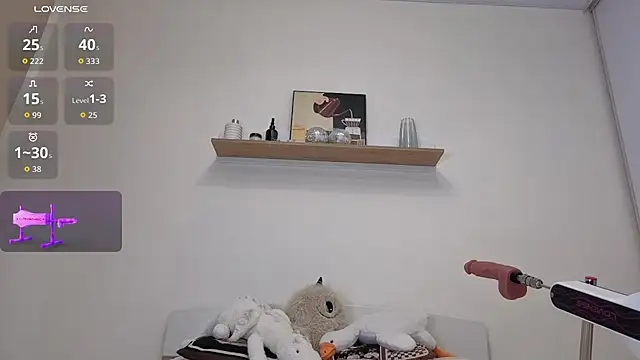 Snapshot of SashaBlooom chatting on 03-24-26, 02:05 SashaBlooom online show from 03-24-26, 02:05