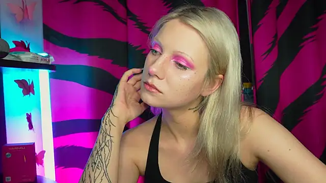 Snapshot of Vasya_Sylvia chatting on 07-18-26, 06:56 Vasya Sylvia online show from 07-18-26, 06:56