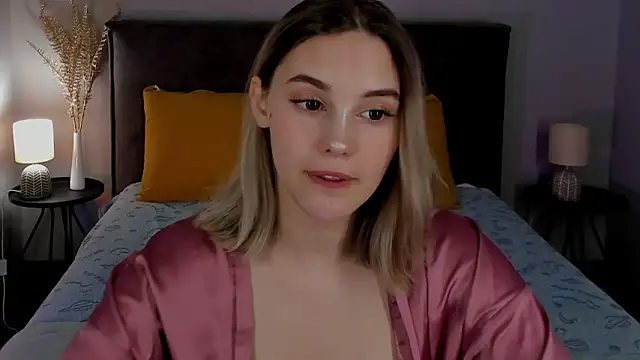 Snapshot of AngelicaKleee chatting on 01-16-25, 08:22 AngelicaKleee online show from 01-16-25, 08:22