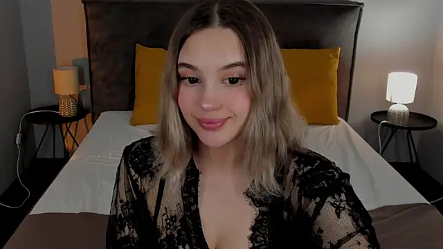 Snapshot of AngelicaKleee chatting on 02-05-25, 02:08 AngelicaKleee online show from 02-05-25, 02:08