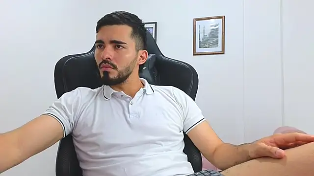 Massimoo 07 online show from 02-03-25, 10:11