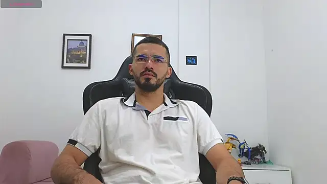 Massimoo 07 online show from 12-14-25, 04:34