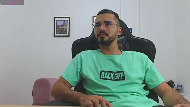 Massimoo 07 online show from 01-10-26, 09:52