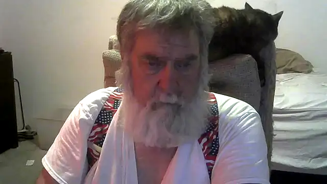 Snapshot of viejo_oso chatting on 06-11-26, 04:54 viejo oso online show from 06-11-26, 04:54