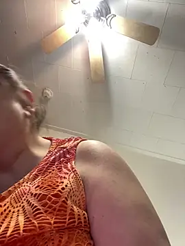 Luciouslouise72xh online show from 01-07-26, 11:29