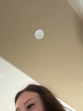 Snapshot of AndreaMood chatting on 02-21-26, 02:01 AndreaMood online show from 02-21-26, 02:01