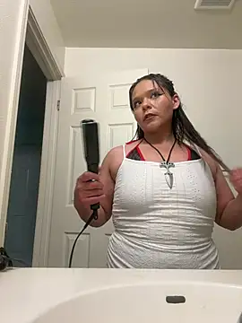 Snapshot of Dnasty408 chatting on 06-28-26, 12:05 Dnasty408 online show from 06-28-26, 12:05