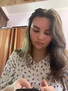 Dreamyblushfairy online show from 12-29-24, 08:33