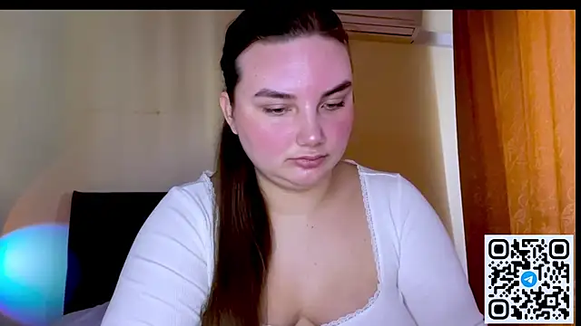 Dreamyblushfairy online show from 03-09-26, 09:35