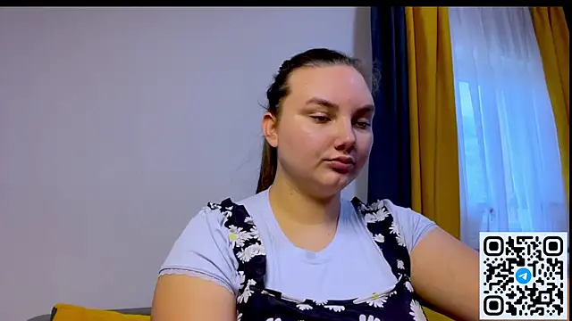 Snapshot of Dreamyblushfairy chatting on 05-31-26, 04:47 Dreamyblushfairy online show from 05-31-26, 04:47