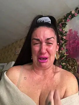 BELLAMORGANE1 online show from 11-10-25, 01:32