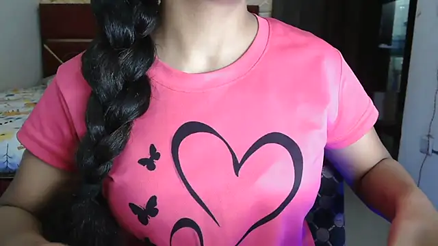 Snapshot of Somiya87 chatting on 04-21-26, 06:01 Somiya87 online show from 04-21-26, 06:01
