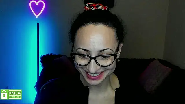 Arianasweety23 online show from 02-06-25, 12:37