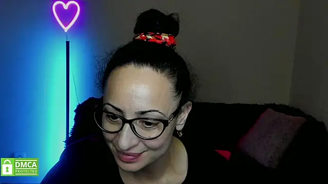 Arianasweety23 online show from 02-07-25, 09:26