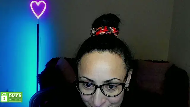 Arianasweety23 online show from 02-11-25, 09:46