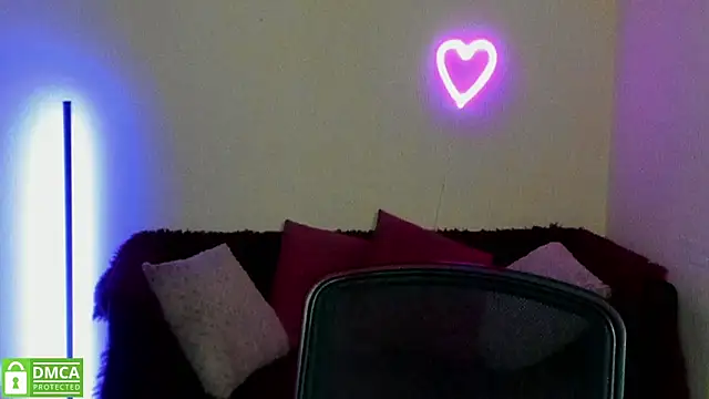 Arianasweety23 online show from 03-18-25, 09:32