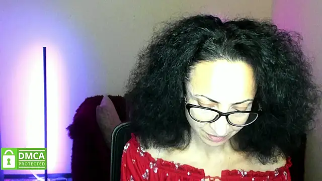 Arianasweety23 online show from 10-21-25, 05:24