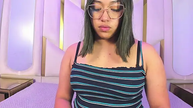 IsabellRodriguez18 online show from 03-27-26, 03:23