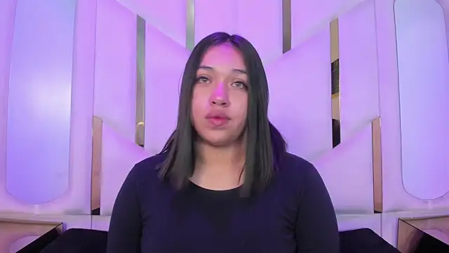 IsabellRodriguez18 online show from 04-11-26, 04:06