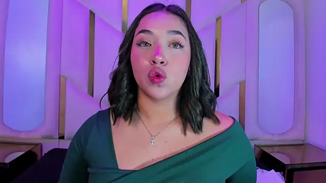 IsabellRodriguez18 online show from 04-14-26, 03:23