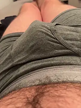 Snapshot of 22TT2295 chatting on 03-06-25, 09:42 22TT2295 online show from 03-06-25, 09:42