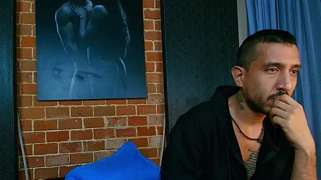 Snapshot of AntonAndSofii chatting on 01-15-25, 09:56 AntonAndSofii online show from 01-15-25, 09:56