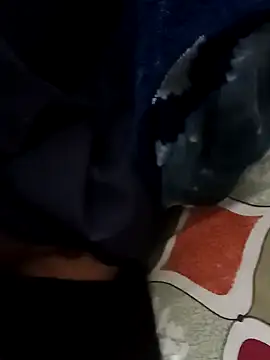 Snapshot of playboyz77 chatting on 12-25-24, 01:31 playboyz77 online show from 12-25-24, 01:31