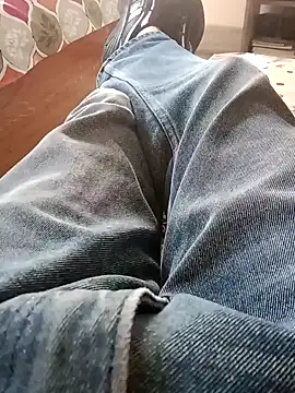 Snapshot of playboyz77 chatting on 12-31-24, 09:53 playboyz77 online show from 12-31-24, 09:53