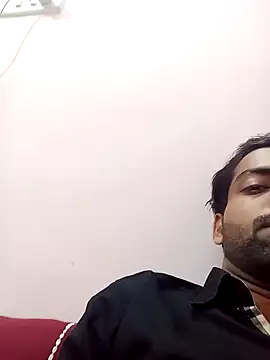 Snapshot of playboyz77 chatting on 01-01-25, 05:43 playboyz77 online show from 01-01-25, 05:43