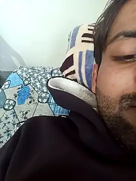 Snapshot of playboyz77 chatting on 01-02-25, 09:00 playboyz77 online show from 01-02-25, 09:00