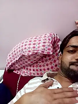 Snapshot of playboyz77 chatting on 01-16-25, 11:15 playboyz77 online show from 01-16-25, 11:15