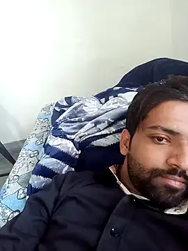 Snapshot of playboyz77 chatting on 02-19-25, 06:11 playboyz77 online show from 02-19-25, 06:11