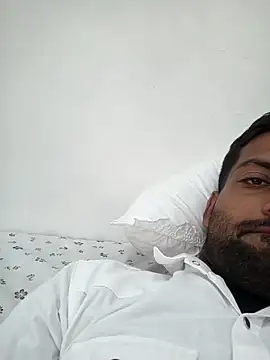 Snapshot of playboyz77 chatting on 09-19-25, 08:27 playboyz77 online show from 09-19-25, 08:27