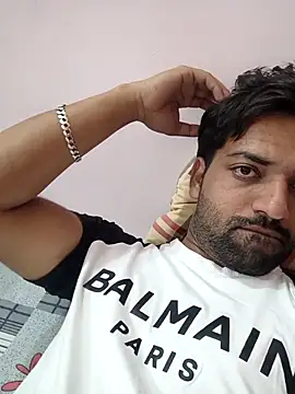 Snapshot of playboyz77 chatting on 10-30-25, 04:41 playboyz77 online show from 10-30-25, 04:41