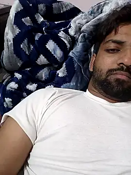 Snapshot of playboyz77 chatting on 11-19-25, 03:56 playboyz77 online show from 11-19-25, 03:56