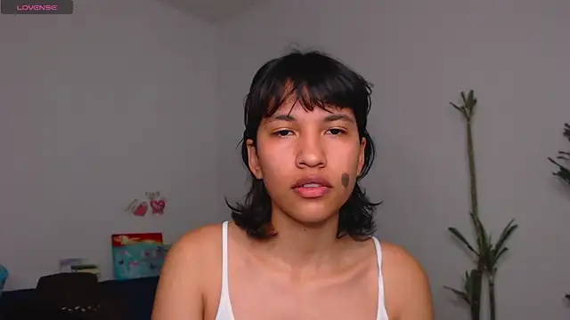 Snapshot of mari_heart chatting on 01-25-25, 11:13 mari heart online show from 01-25-25, 11:13