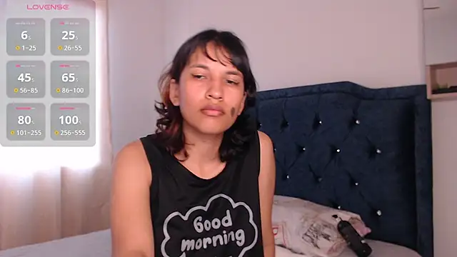 Snapshot of mari_heart chatting on 03-08-25, 10:45 mari heart online show from 03-08-25, 10:45