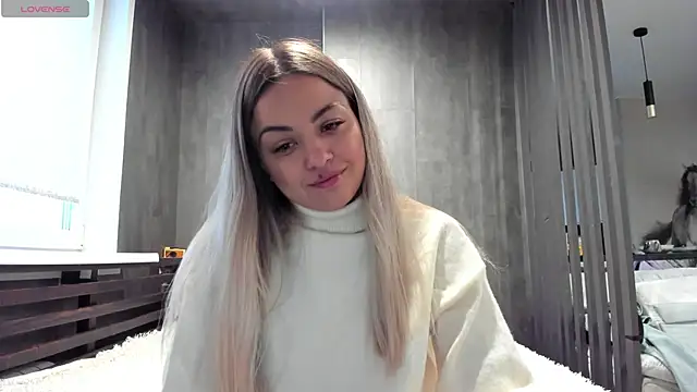 Mia   murrr online show from 11-11-25, 02:11