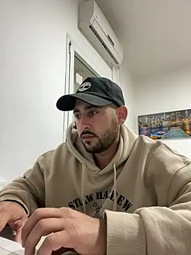 Snapshot of luffykingofpirets chatting on 01-10-25, 02:34 luffykingofpirets online show from 01-10-25, 02:34