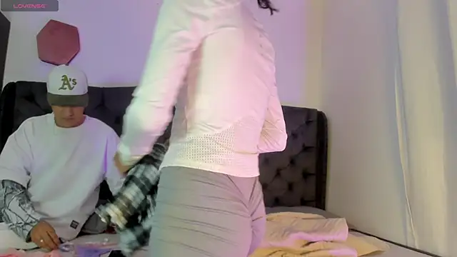 two milkyway online show from 04-17-26, 11:52