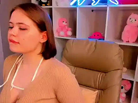 EricaElliott online show from 02-18-25, 10:27