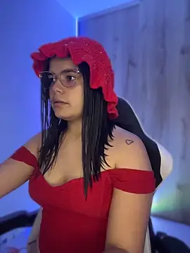 pretty angela1 online show from 05-18-26, 11:32