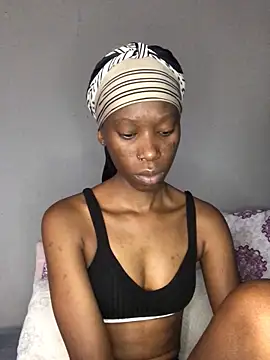 xxSexyTalia28 online show from 04-10-26, 07:35