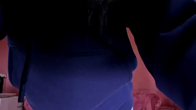 Snapshot of evanew_ chatting on 03-08-25, 08:35 evanew online show from 03-08-25, 08:35